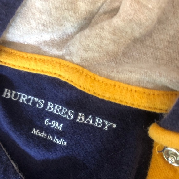 ❄️3/$25 Burt’s Bees 6-9M one piece - Picture 2 of 2